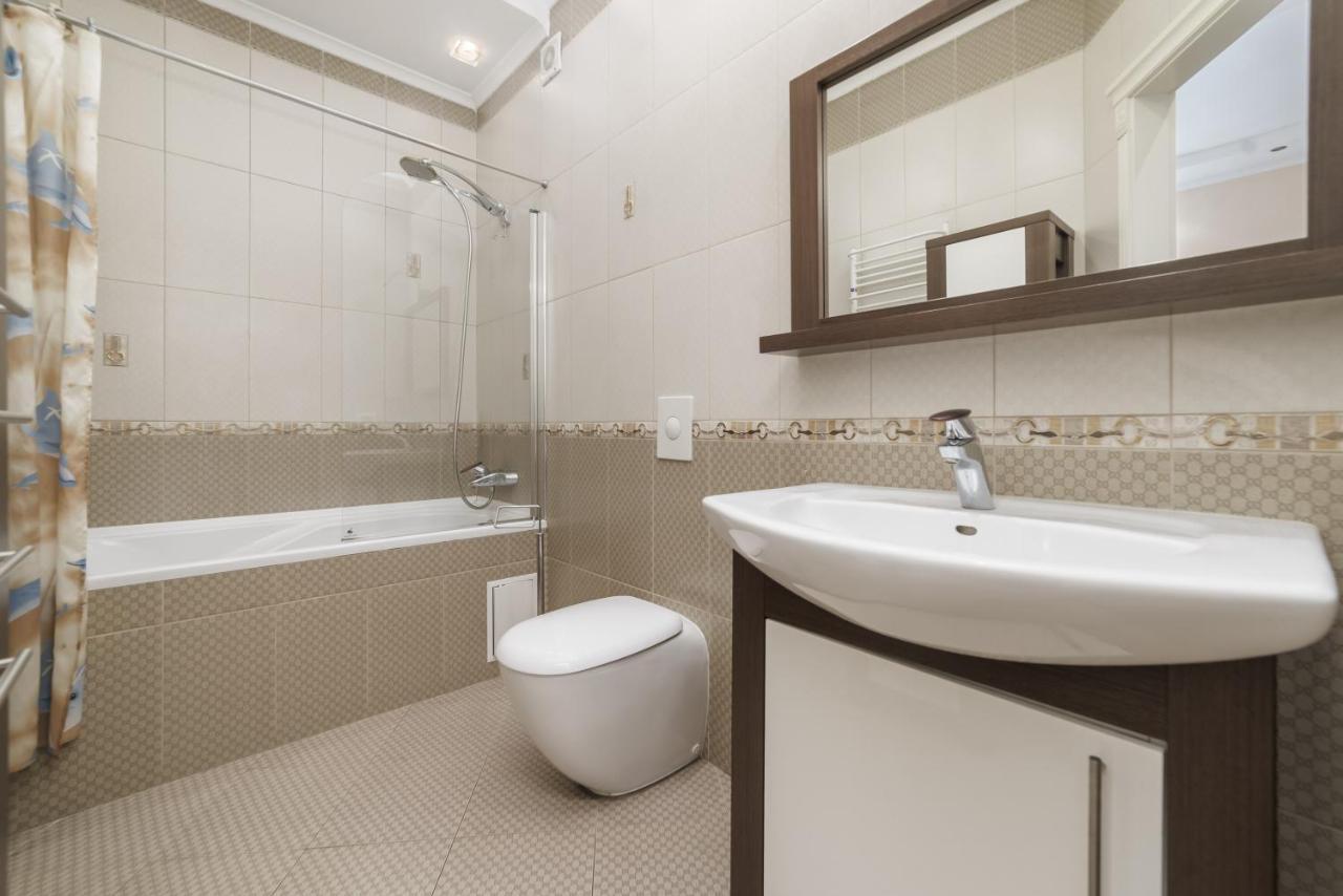 Katerynyska 2 Level Apartment With Sauna Odessa Zewnętrze zdjęcie